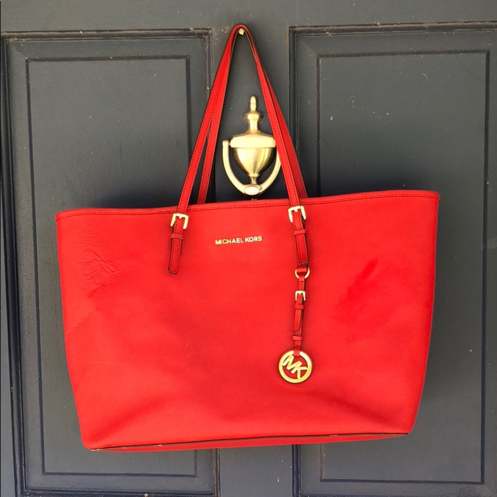 Michael Kors Jet Set Large Saffiano Red Leather